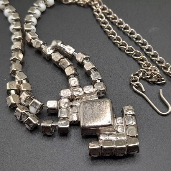 Vintage Milk Glass Soft Blue Rhinestone Necklace Choker Unsigned - Picture 9 of 11